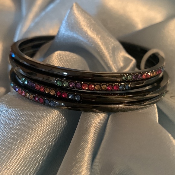 NWT Bangle bracelet set - Picture 2 of 6